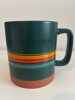 Pendleton Woolen Mills Forest Green Classic Stripe Stoneware Coffee Cup 18 Oz